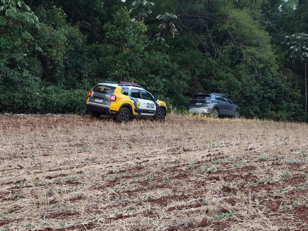 Veículo Abandonado é Localizado Após Perseguição na PR-182 em Ampére 7