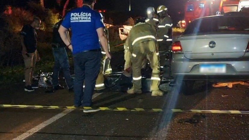 Homem morre em colisão entre Van e automóvel carregado com 50kg de maconha 4