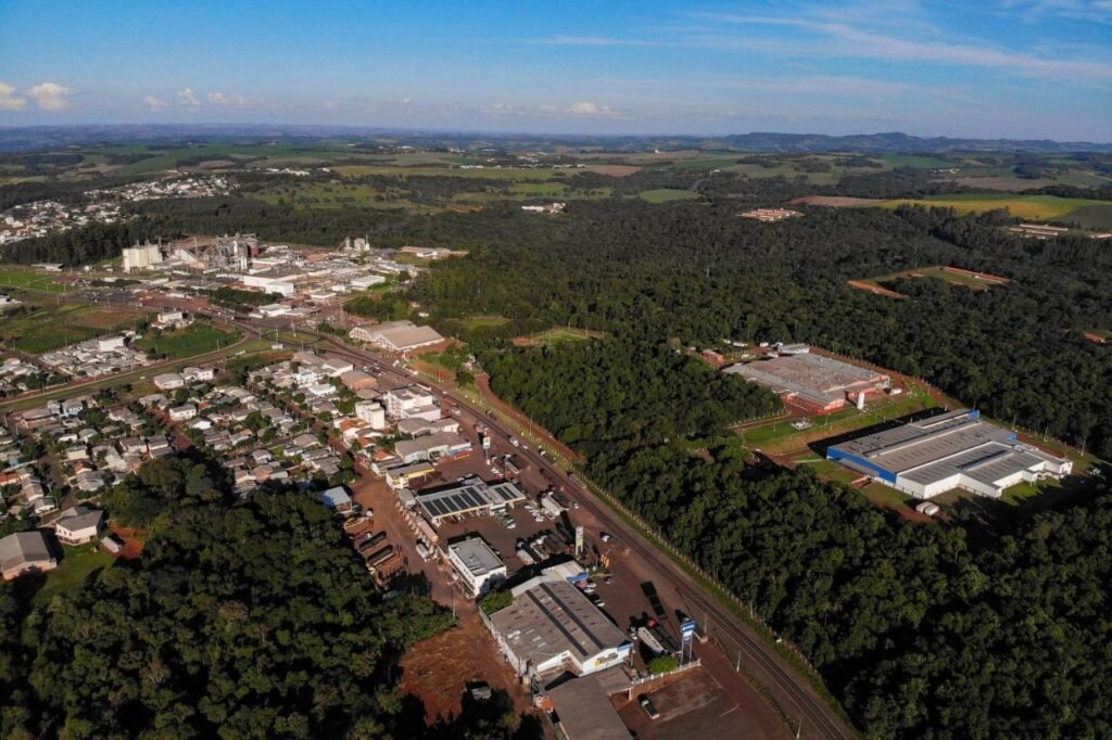 Dois Vizinhos engata décimo mês consecutivo com saldo positivo na geração de empregos 5